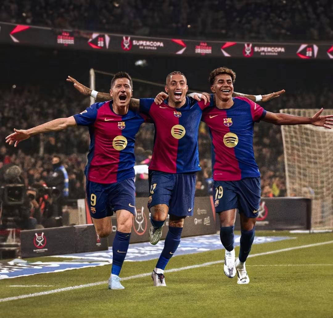 史诗级对攻！巴萨3-3国际米兰，亚马尔数据碾压同期梅西！